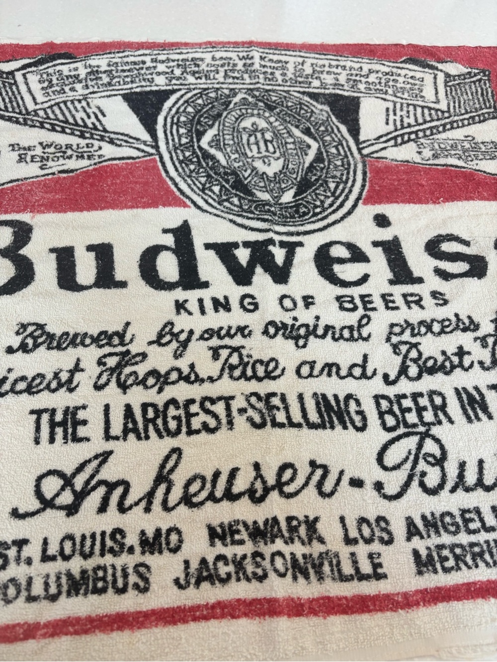 Vintage 70s-80s Budweiser beer Red, Black Logo beach Towel bar lounge drink sun - Picture 3 of 8
